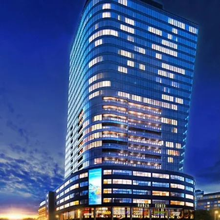 Appartamento Hanza Tower 24 Pool & *